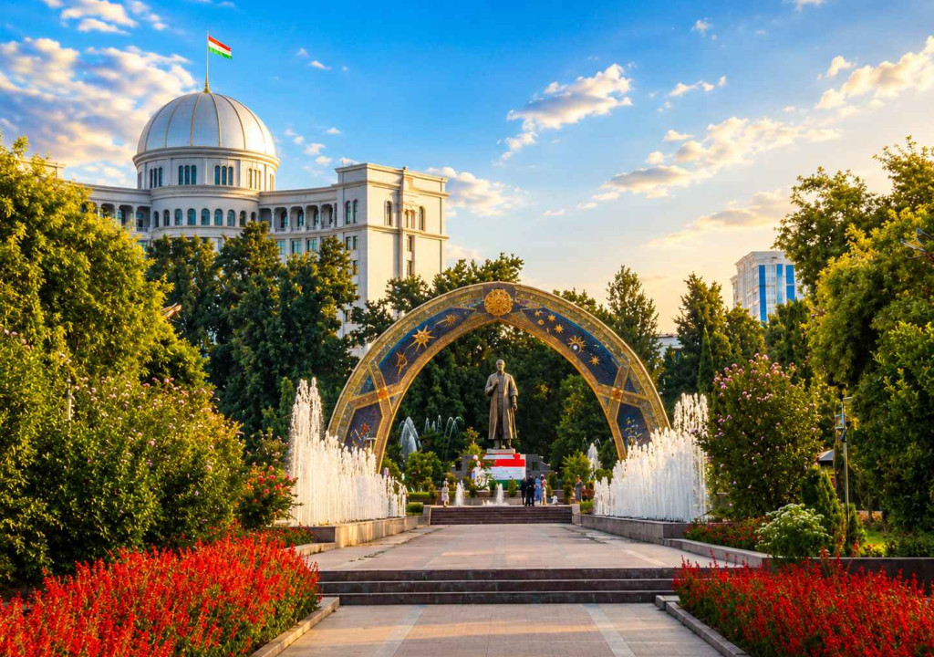 Парк Рудаки — красивое место для прогулок